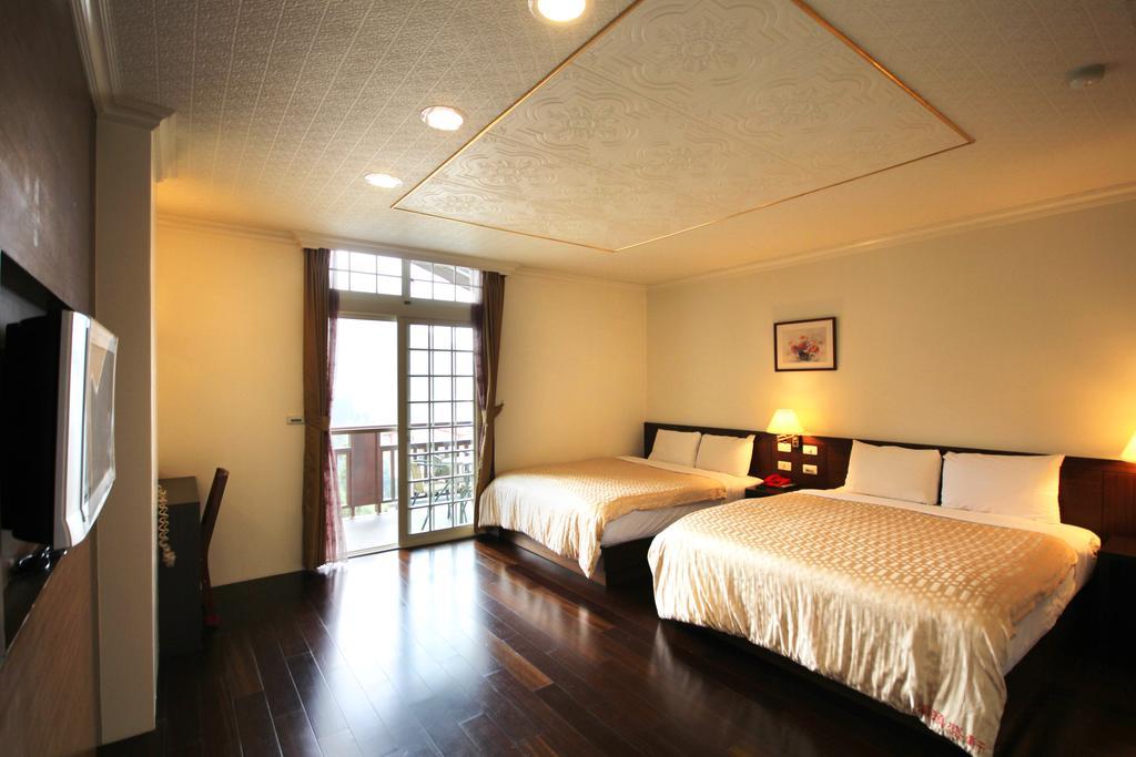 Sheng Shine Forest Resort Lugu Exterior photo