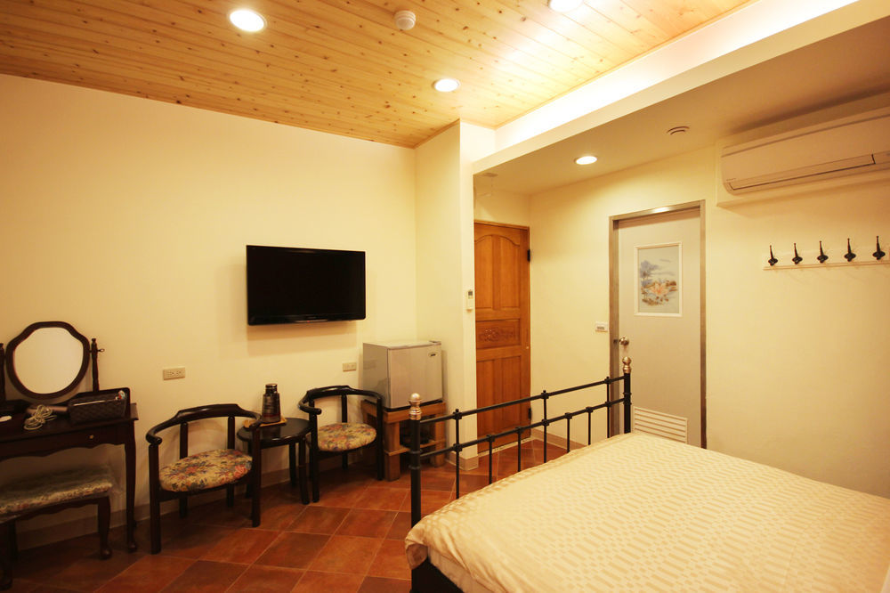 Sheng Shine Forest Resort Lugu Exterior photo