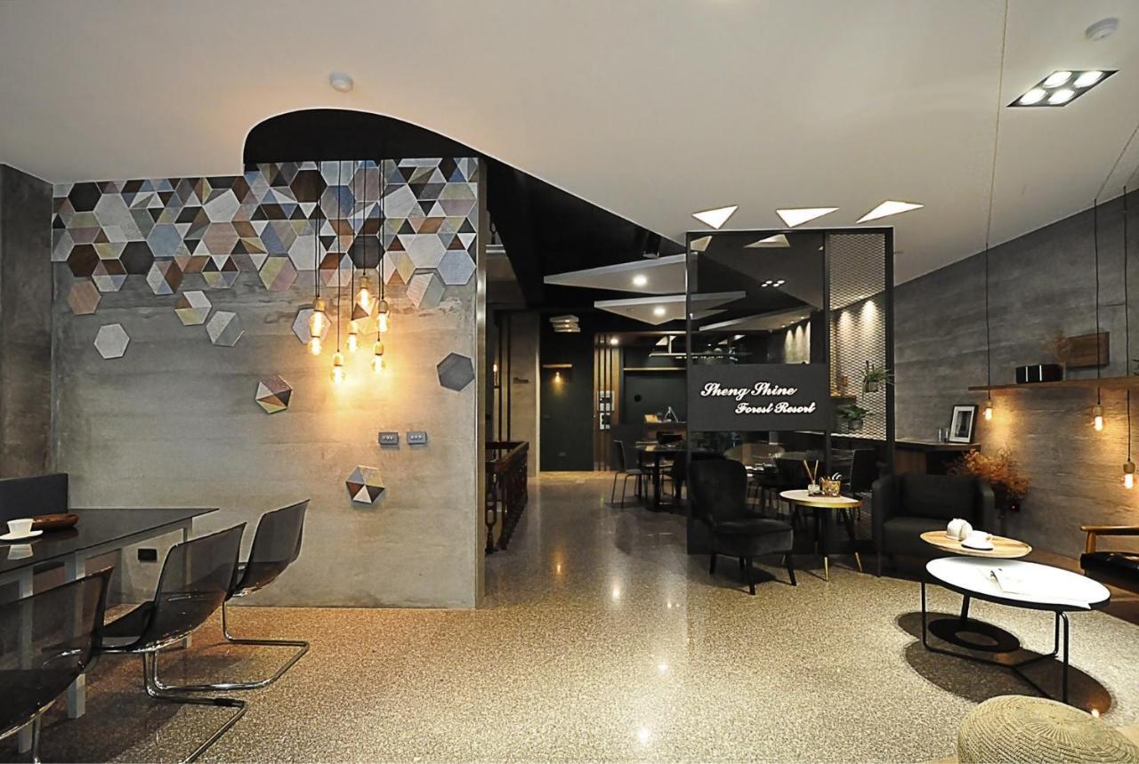 Sheng Shine Forest Resort Lugu Exterior photo